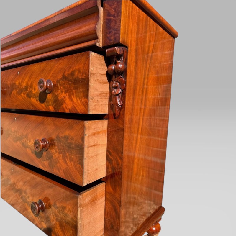 Antique Scottish Victorian Flame Mahogany Chest of Drawers with Wooden Handles - Image 13